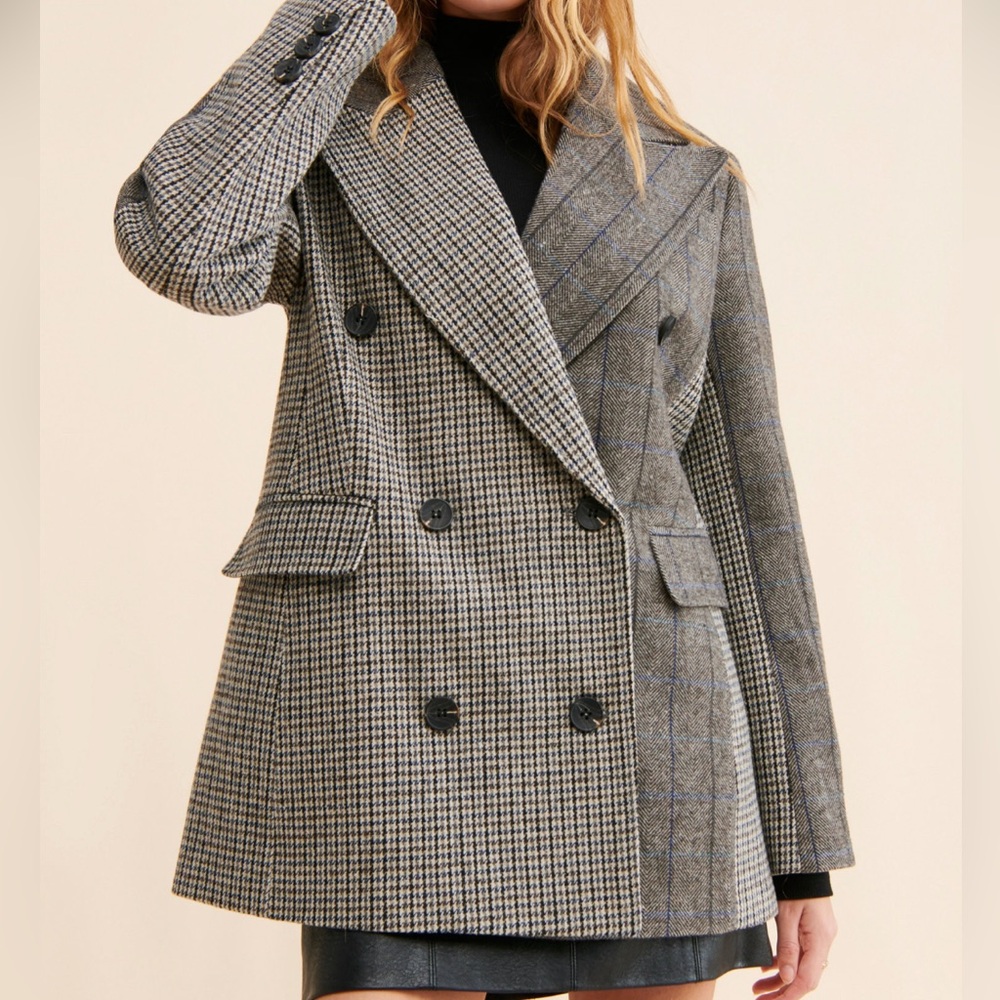 Avec Les Filles Black and Gray Patterned Coat